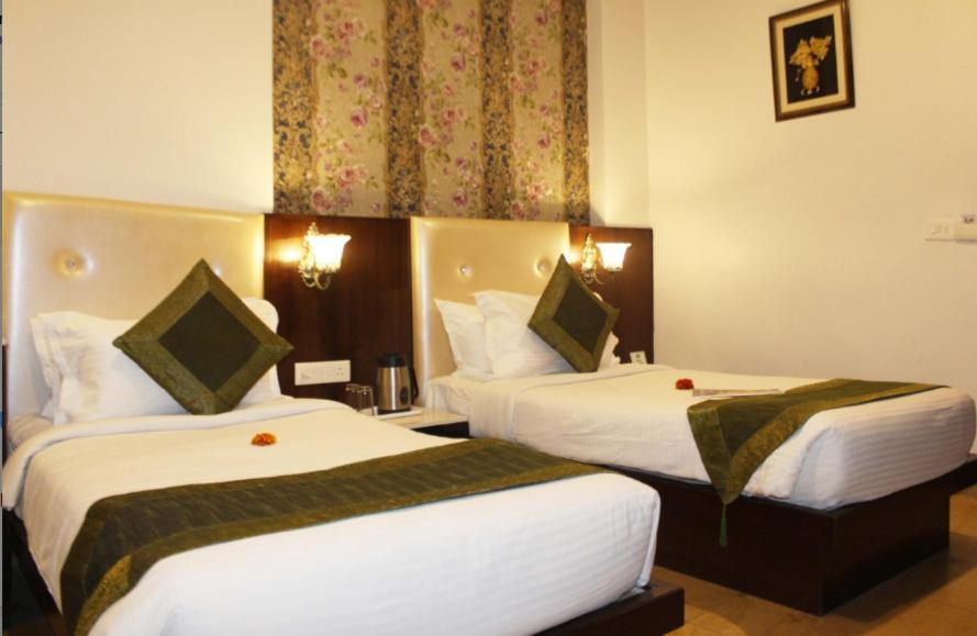 Tgi Apple Inn Jaipur Luaran gambar
