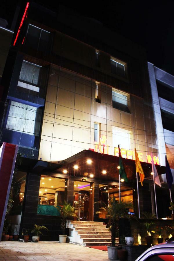 Tgi Apple Inn Jaipur Luaran gambar